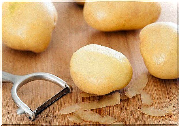 Peeled potato