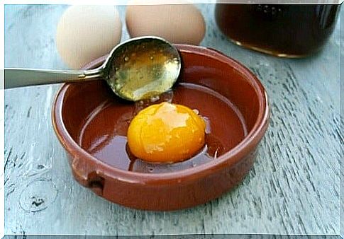 Egg is a source of protein for your hair.