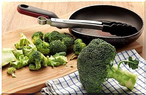 Broccoli and pan