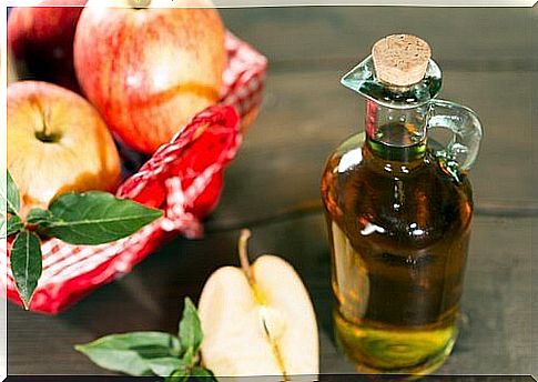 Apple cider vinegar and mycosis