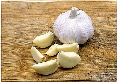 Garlic and ringworm