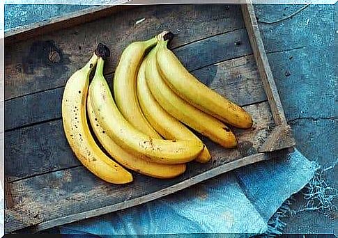 Bananas - sources of vitamin B.