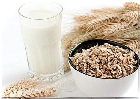 Homemade oat water