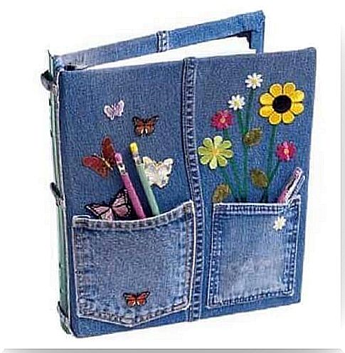 make a day planner out of old jeans