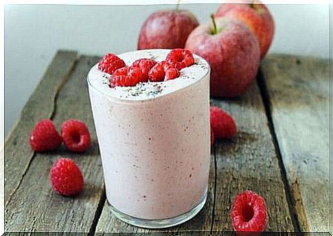 fruit smoothies raspberry apple