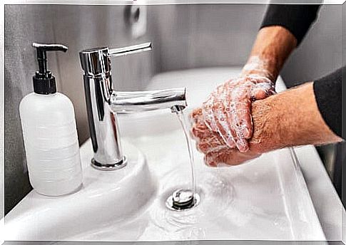 Washing hands in the sink