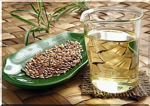 Flax seed infusion is a natural treatment for thyroid diseases